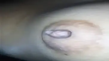 Pacar Sange Remas Pentil Sampai Memek Basah Banjir